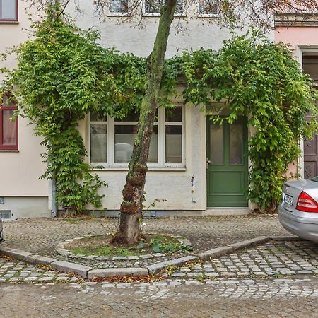 Pet Friendly Apartment In Naumburg With Kitchen Exteriör bild